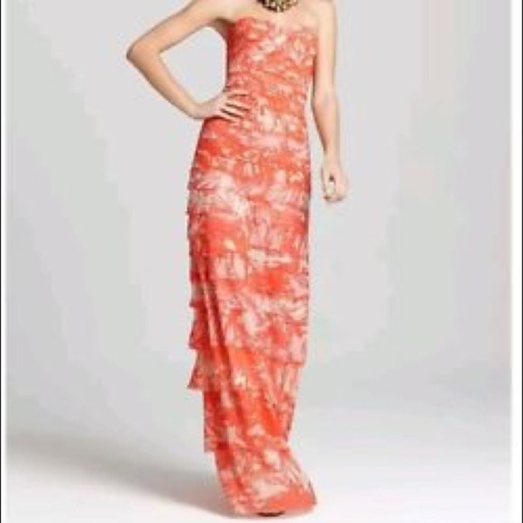 BCBGMaxAzria Erika Tiered Gown - Picture 3 of 7